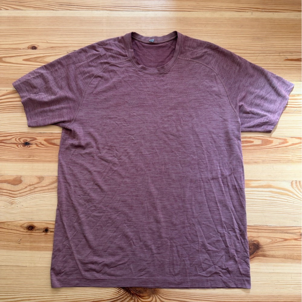lululemon lightweight workout shirt